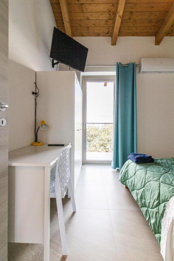 Domek Villa A 100Mt Dalla Spiaggia كابوتيرا المظهر الخارجي الصورة