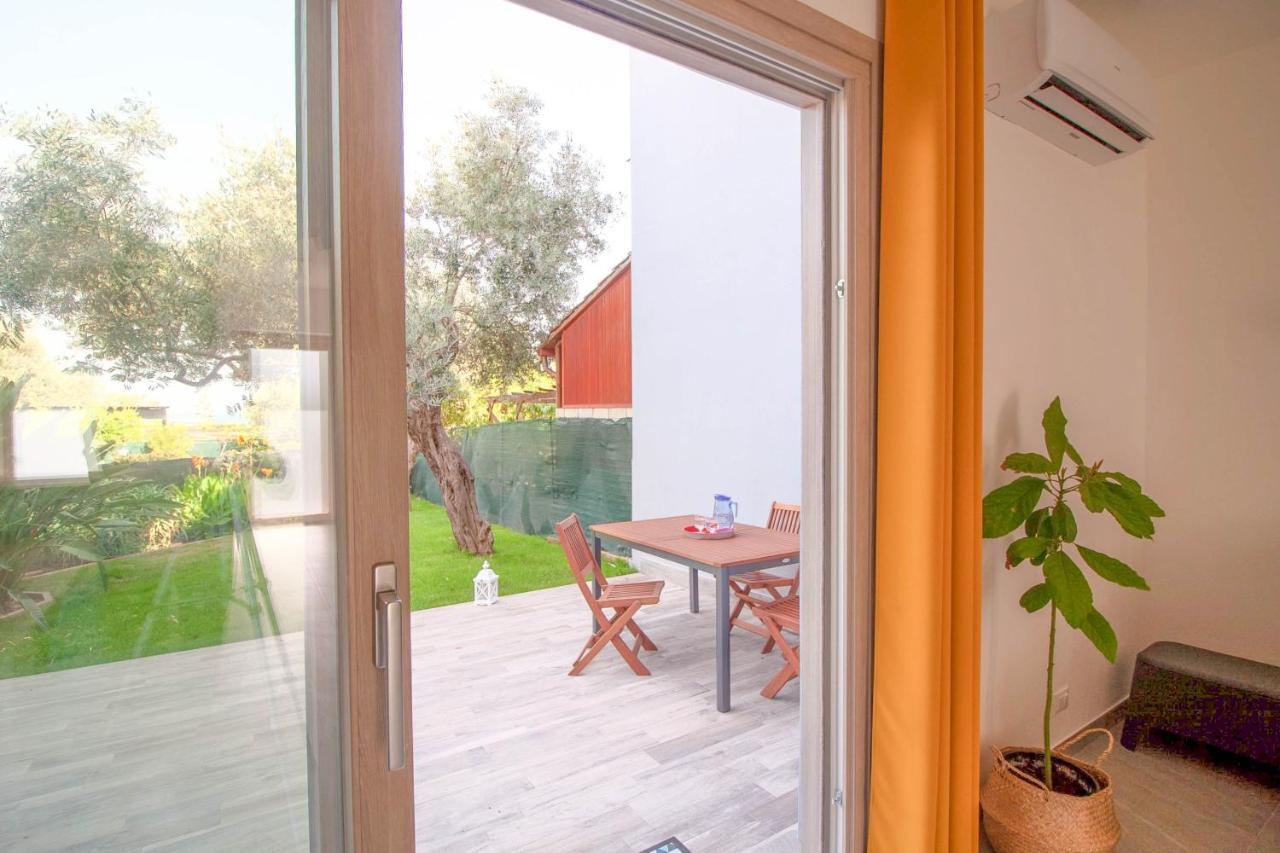 Domek Villa A 100Mt Dalla Spiaggia كابوتيرا المظهر الخارجي الصورة