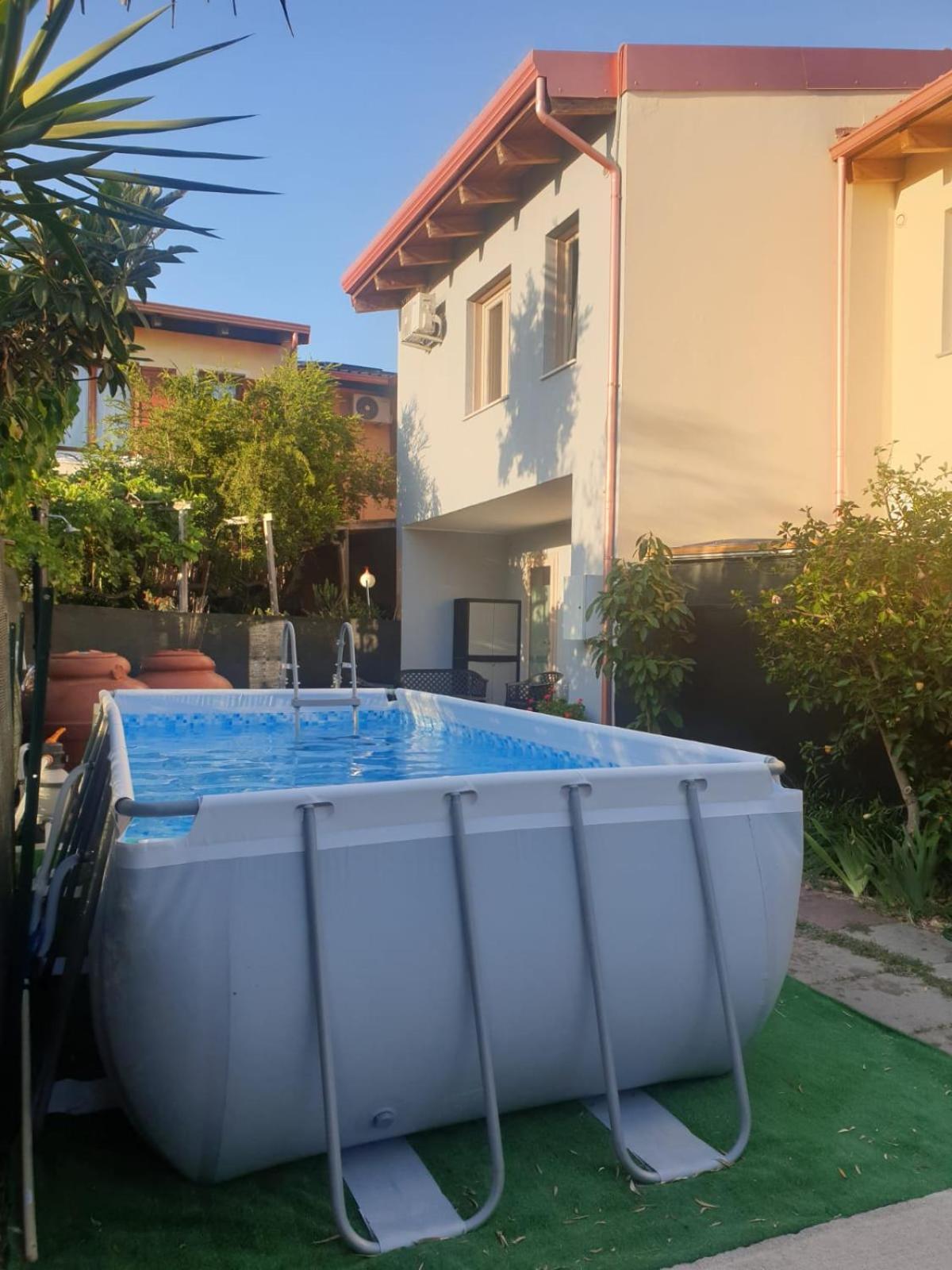 Domek Villa A 100Mt Dalla Spiaggia كابوتيرا المظهر الخارجي الصورة